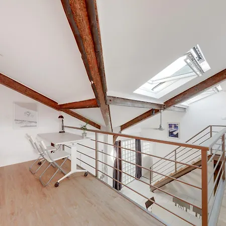 Grand Loft Standing Pour 6 Pers By Weekome * Paris